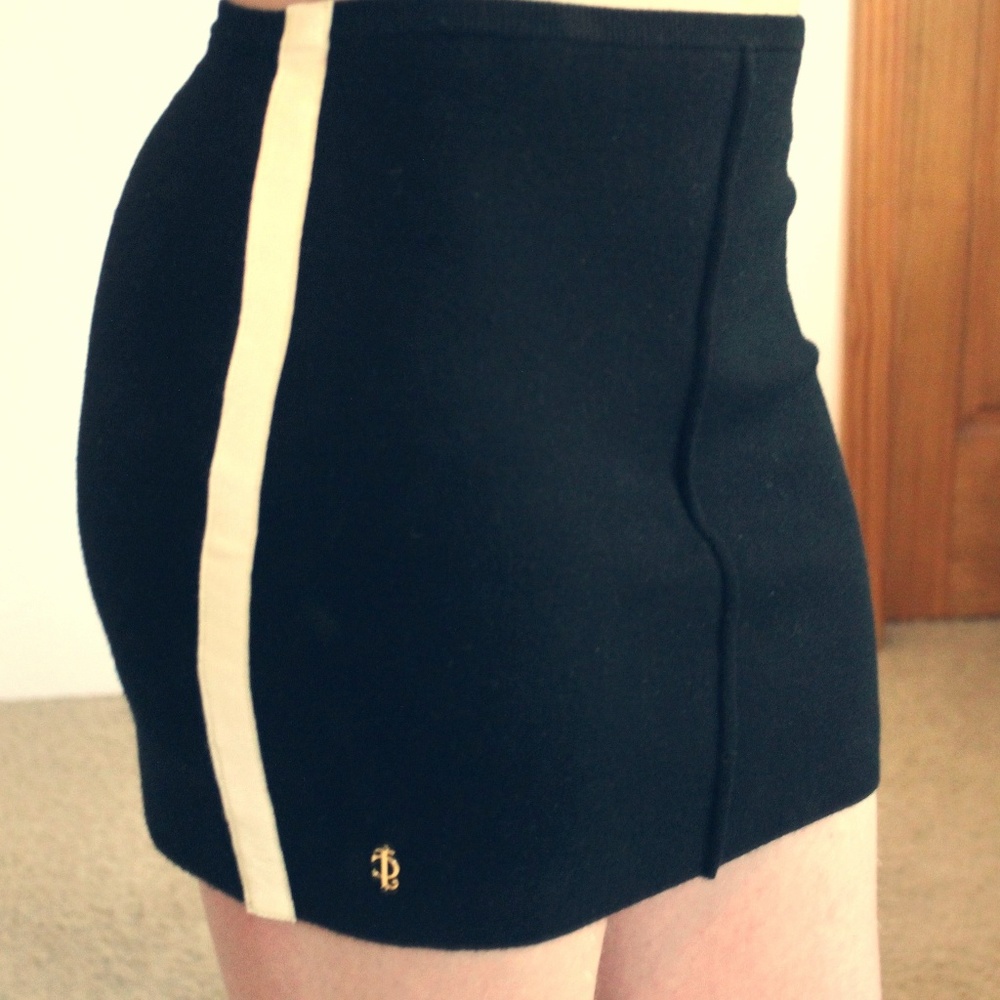Juicy Couture Black Mini Skirt